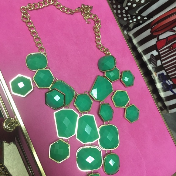 Fashion Necklace - Picture 3 of 3